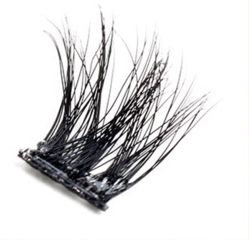 Self-adhesive lash clusters by Cateye featuring a K-shaped glue design with enhanced viscosity for secure, long-lasting hold.